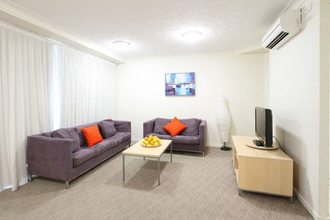 Caloundra Central Apartment Hotel - Holiday Byron Bay 5