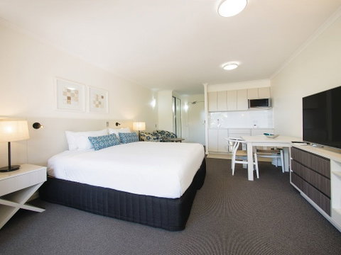 Oaks Oasis, Caloundra - Holiday Byron Bay 6