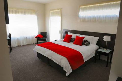 York Cove - Holiday Byron Bay 1
