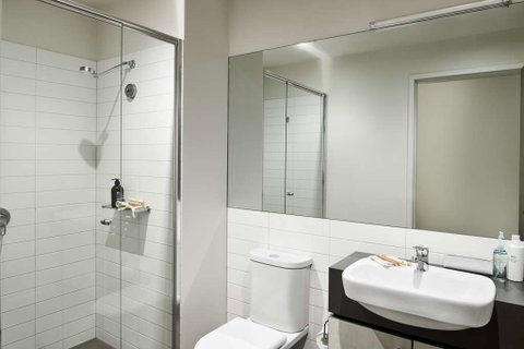 Punthill Essendon Grand - Holiday Byron Bay 1