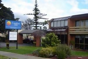 Essendon Motor Inn - Holiday Byron Bay 0
