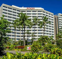 Rydges Esplanade Resort Cairns - Holiday Byron Bay