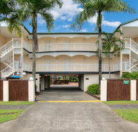 Cairns City Sheridan - Holiday Byron Bay