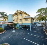 Cairns Queenscourt - Holiday Byron Bay