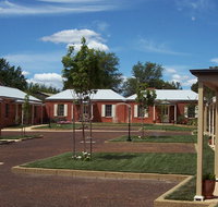 Ross Motel  Caravan Park - Holiday Byron Bay