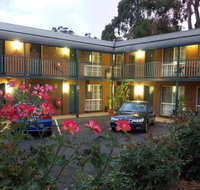 Hepburn Springs Motor Inn - Holiday Byron Bay