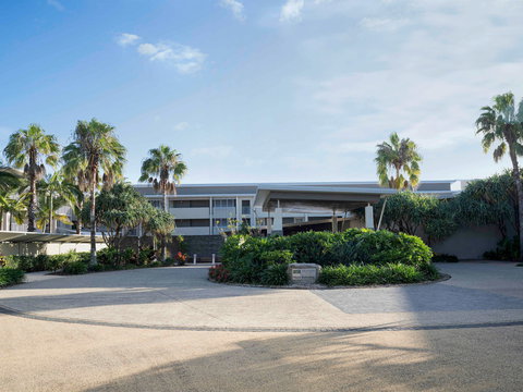 Peppers Salt Resort & Spa - Holiday Byron Bay 1