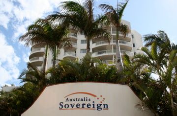 Alpha Sovereign Hotel Gold Coast - Holiday Byron Bay 0