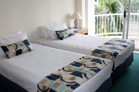 Alpha Sovereign Hotel Gold Coast - Holiday Byron Bay 2