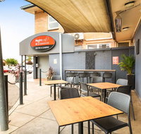 Nightcap at Hendon Hotel - Holiday Byron Bay