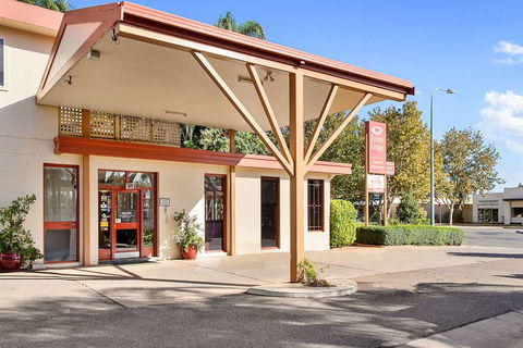 Econo Lodge Griffith Motor Inn - Holiday Byron Bay 1
