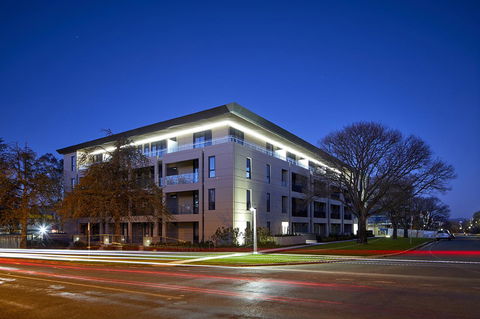 Knightsbridge Canberra - Holiday Byron Bay 0