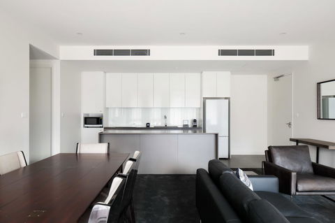 Knightsbridge Canberra - Holiday Byron Bay 11