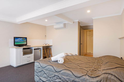 Heritage House Motel & Units - Holiday Byron Bay 2