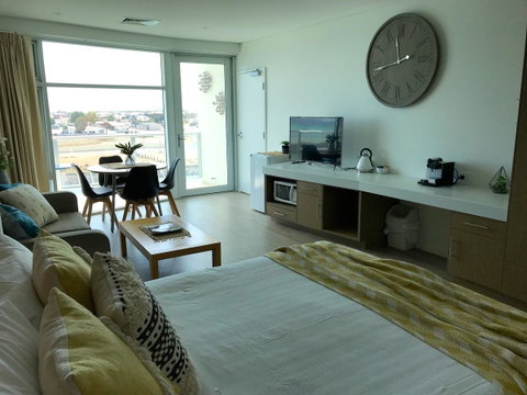 Ocean View Luxury Apartment & Suite - Holiday Byron Bay 13