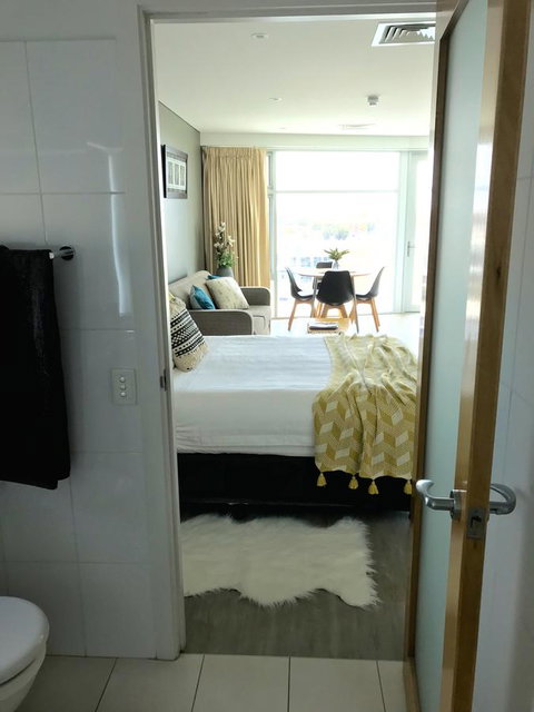Ocean View Luxury Apartment & Suite - Holiday Byron Bay 16