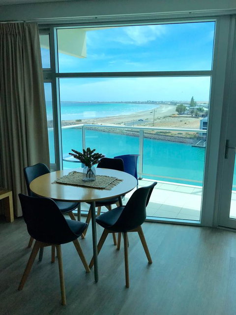 Ocean View Luxury Apartment & Suite - Holiday Byron Bay 22