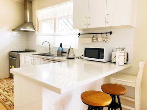 Beautiful Garden House - Holiday Byron Bay 15