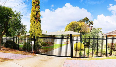 Beautiful Garden House - Holiday Byron Bay 7