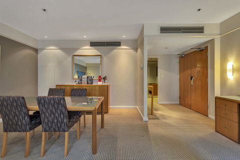 Stamford Plaza Adelaide - Holiday Byron Bay 33