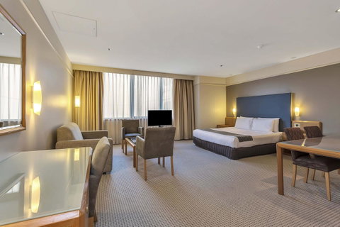 Stamford Plaza Adelaide - Holiday Byron Bay 16