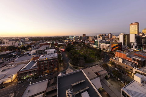 IStay Precinct Adelaide - Holiday Byron Bay 7