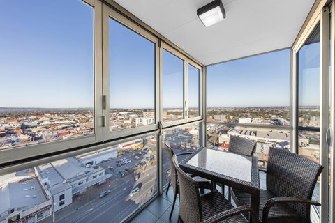 IStay Precinct Adelaide - Holiday Byron Bay 20