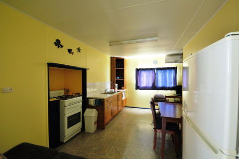 Baudin Beach Apartments - Holiday Byron Bay 4