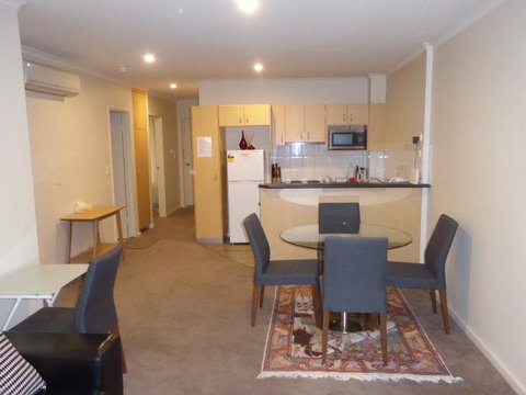 Adelaide City Apartment - 3br, 2bath & Carpark - Holiday Byron Bay 3