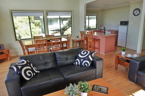 SkyView Villa - Holiday Byron Bay 7
