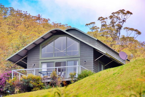 SkyView Villa - Holiday Byron Bay 1