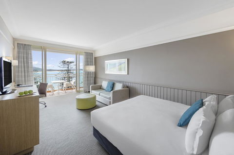 Crowne Plaza Terrigal Pacific, An IHG Hotel - Holiday Byron Bay 3