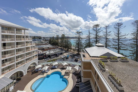 Crowne Plaza Terrigal Pacific, An IHG Hotel - Holiday Byron Bay 1