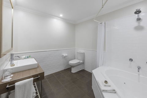 Crowne Plaza Terrigal Pacific, An IHG Hotel - Holiday Byron Bay 32