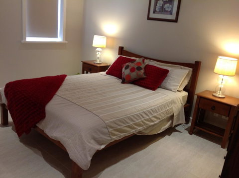Elandra Holiday Home - Holiday Byron Bay 10