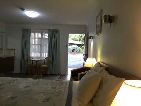 Ten Dollar Town Motel - Holiday Byron Bay 29