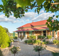 Barossa Shiraz Estate - Holiday Byron Bay