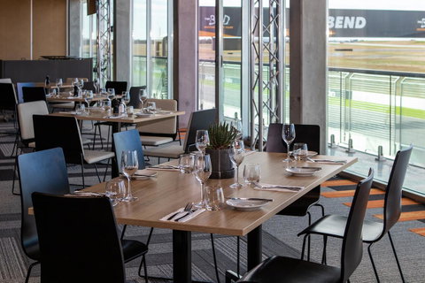 Rydges Pit Lane - Holiday Byron Bay 39