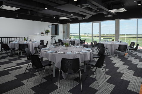 Rydges Pit Lane - Holiday Byron Bay 14
