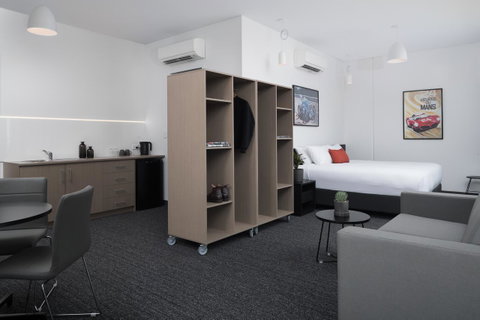 Rydges Pit Lane - Holiday Byron Bay 26