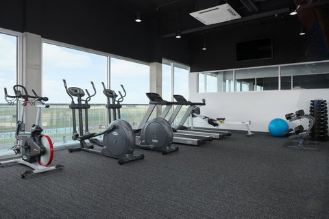 Rydges Pit Lane - Holiday Byron Bay 21