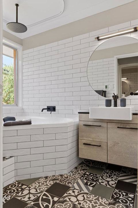 Adelaide Hills Retreats - Holiday Byron Bay 29