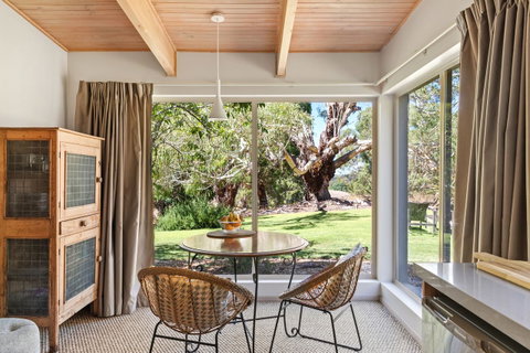 Adelaide Hills Retreats - Holiday Byron Bay 22