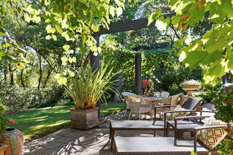 Adelaide Hills Retreats - Holiday Byron Bay 40