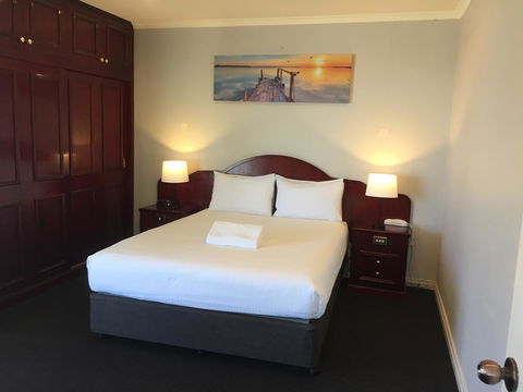 Hilton Beachfront Motel - Holiday Byron Bay 8