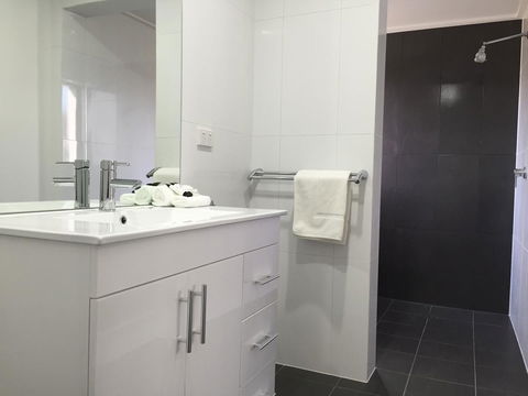 Hilton Beachfront Motel - Holiday Byron Bay 37