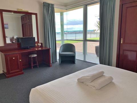 Hilton Beachfront Motel - Holiday Byron Bay 14
