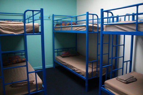 My Place & Adelaide Backpackers Hostel - Holiday Byron Bay 12