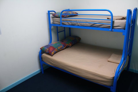 My Place & Adelaide Backpackers Hostel - Holiday Byron Bay 6