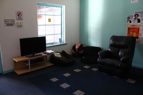 My Place & Adelaide Backpackers Hostel - Holiday Byron Bay 26
